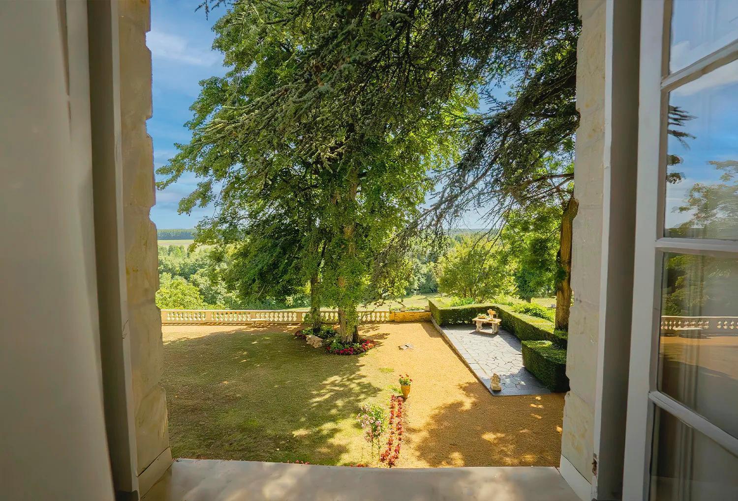 Chateau De Noirieux Briollay ภายนอก รูปภาพ